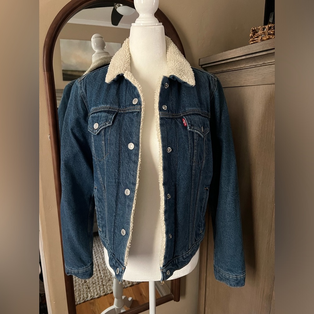 Levi’s Sherpa Trucker Jacket